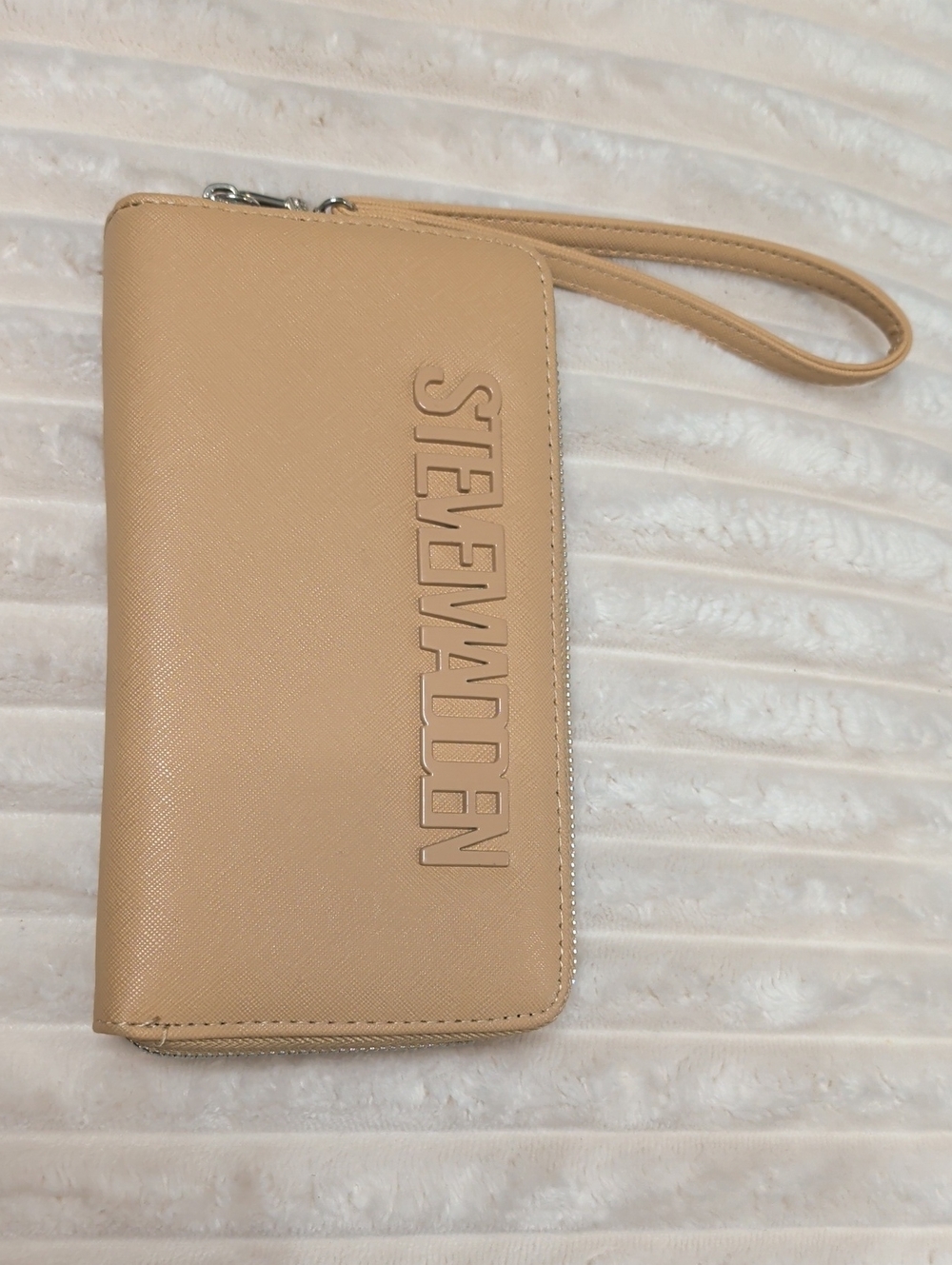 Steven Madden Beige Zip Wristlet Wallet